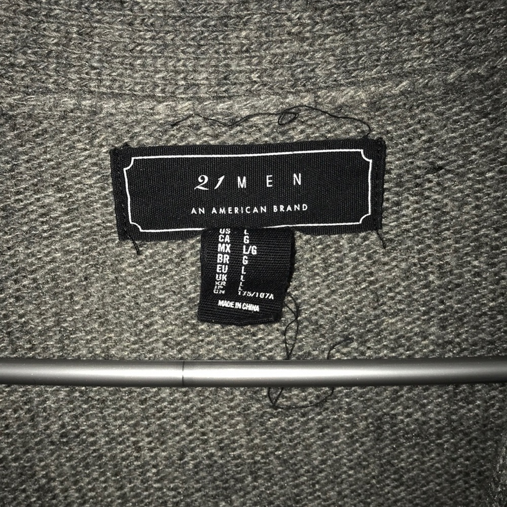Cardigan - Picture 2 of 3